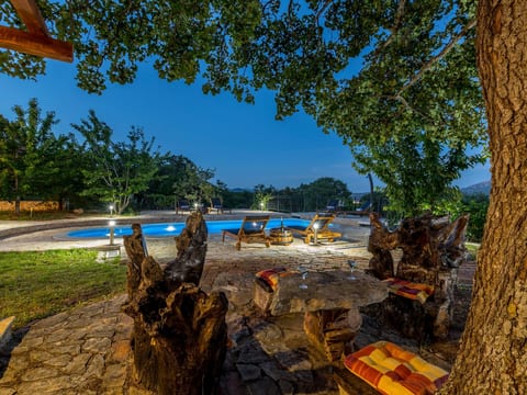 Villa Podrugovi Dvori mit Pool