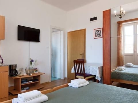 Studio mit Balkon für zwei Personen