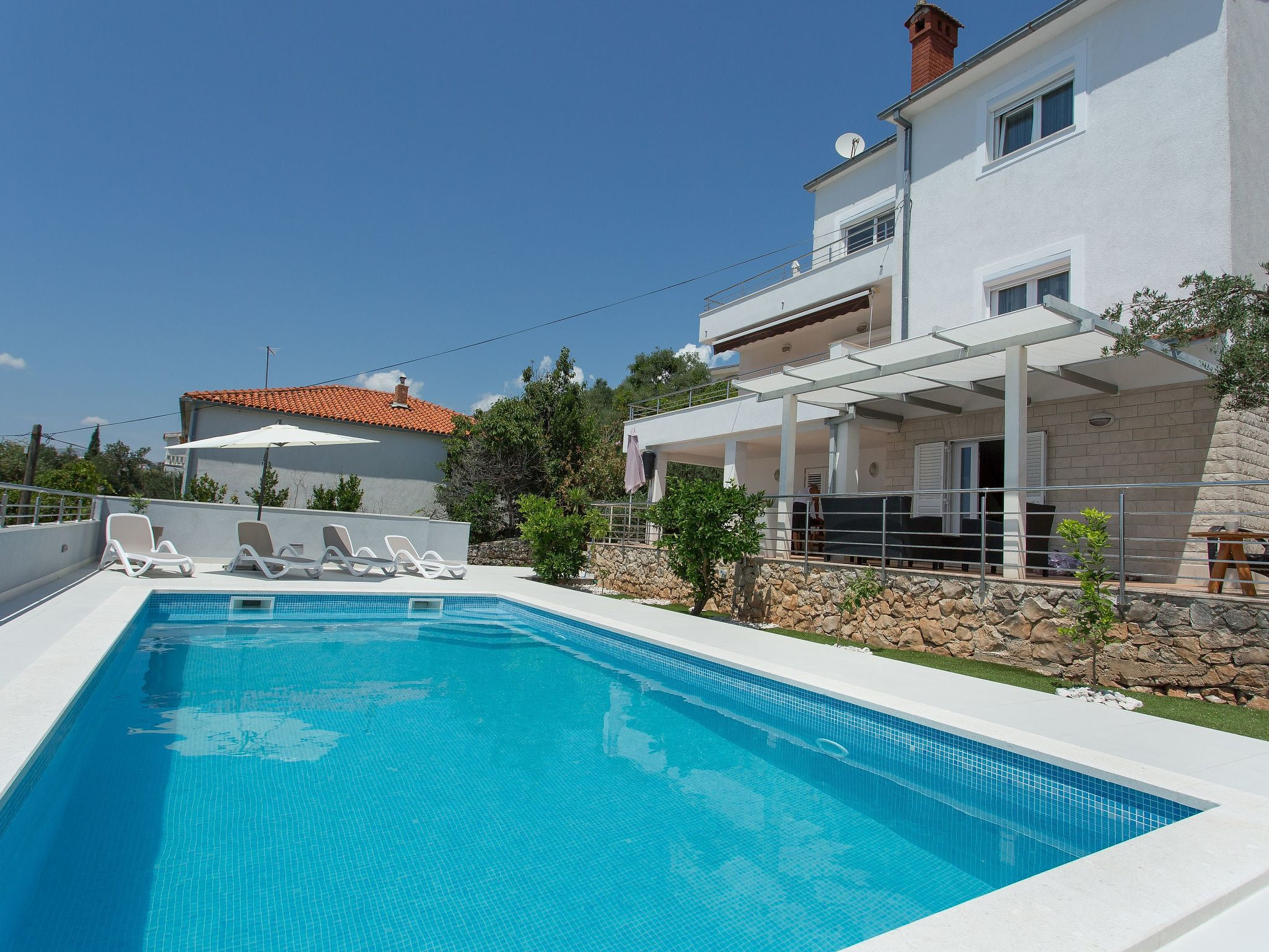 für 5 Personen ca. 65 m&sup2; in Okrug Gornji, Adriaküste Kroatien (Kroatische