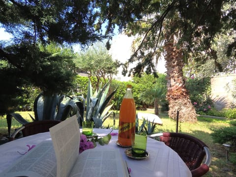 Große Ferienwohnung in Pag mit Privater Terrasse