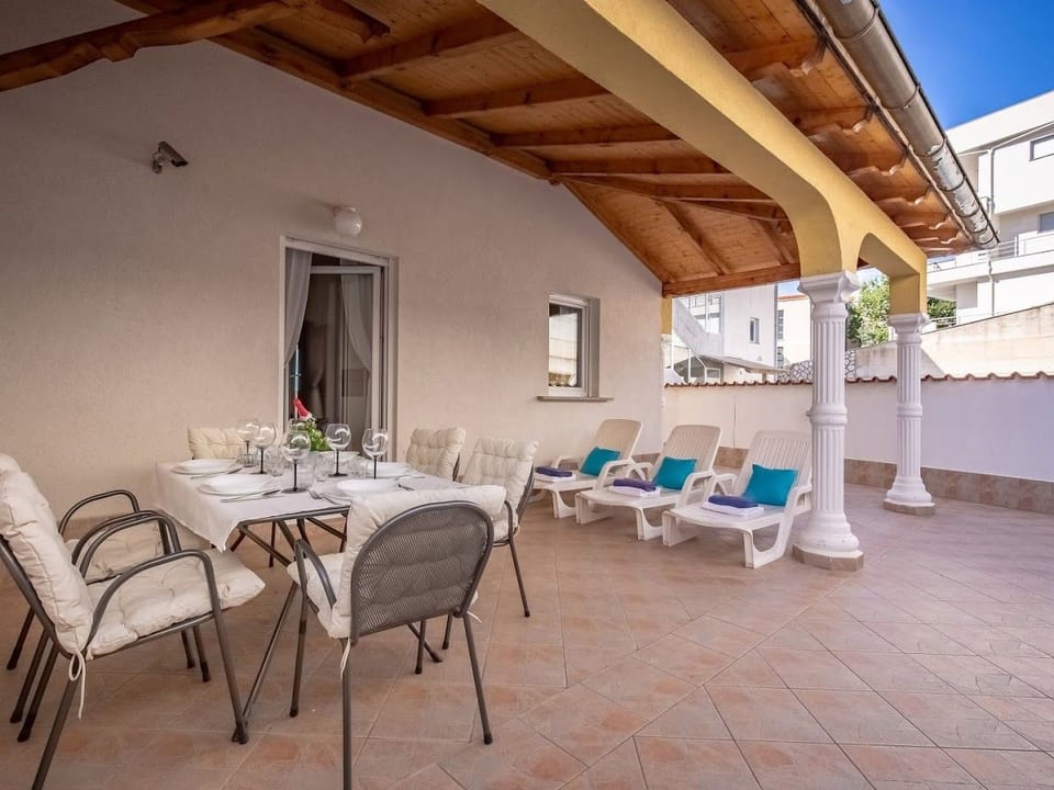 Appartement avec terrasse et vue sur la mer - Dramalj