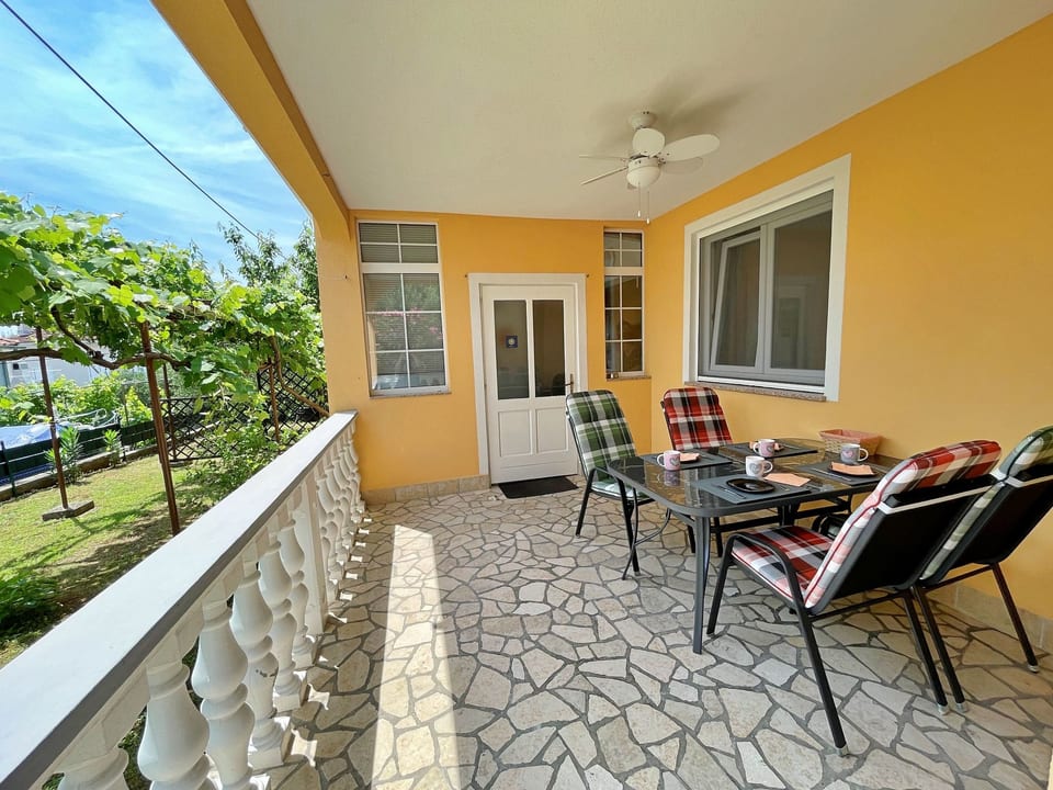 Apartment Mara - Šilo