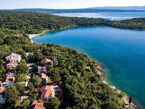 Wohnung "Villa Karmen" direkt am Strand
