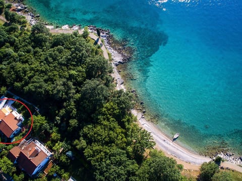 Wohnung "Villa Karmen" direkt am Strand