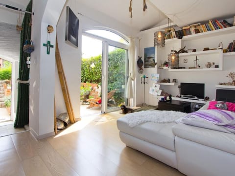 Wohnung in Rijeka mit Terrasse und Grill