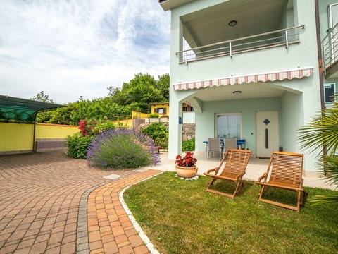 Wohnung mit Terrasse