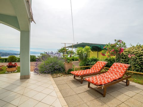 Wohnung mit Terrasse