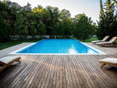 Ferienvilla 'Breg' mit Whirlpool