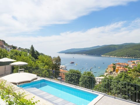 'Persic' mit privatem Pool