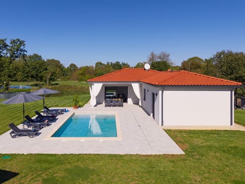 Moderne Villa bei Barban