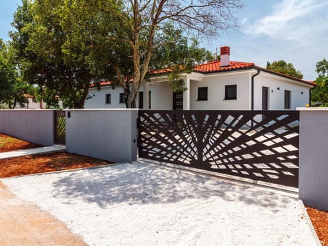Moderne Villa bei Barban