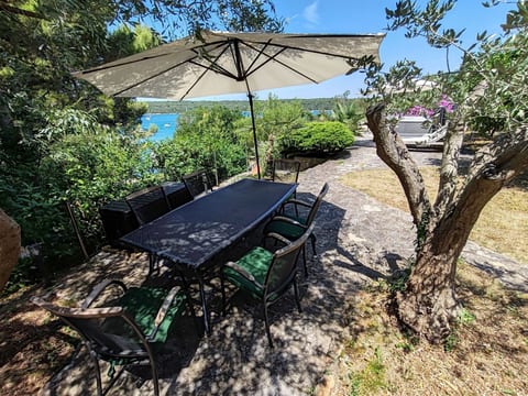 Haus Rina Banjole mit Whirlpool und Garten