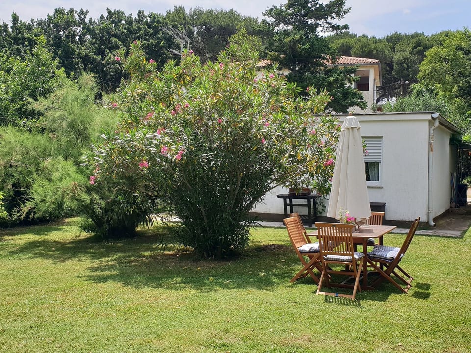 in Banjole mit Großem Garten - Banjole