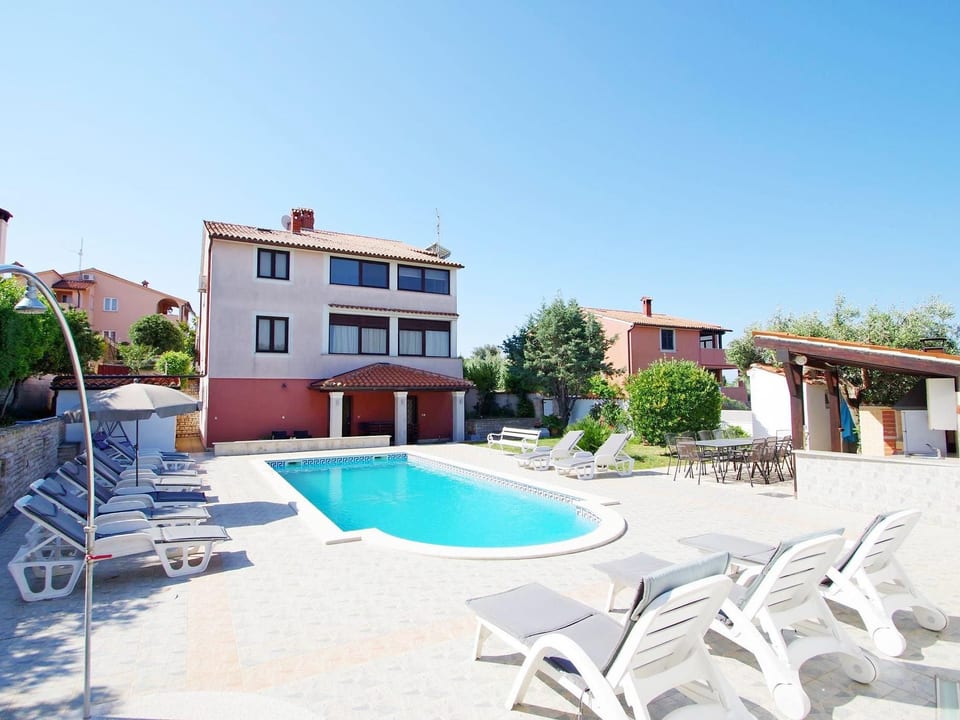 Appartement à Banjole avec grand jardin - Banjole