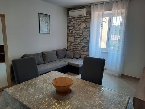 Apartment mit Balkon für zwei bis vier Personen