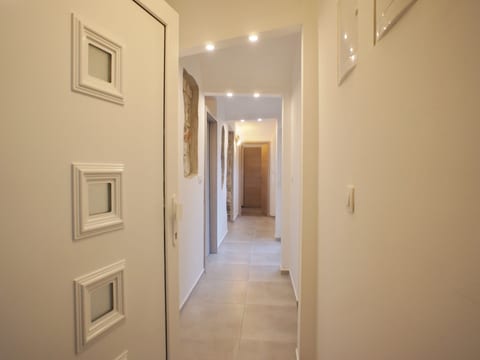 Stilvolle Wohnung in Arena mit großer Terrasse