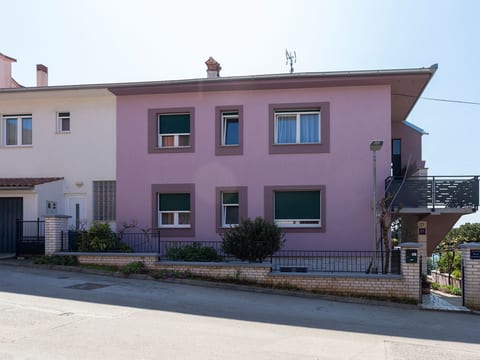 "Appartement Perka No.1"