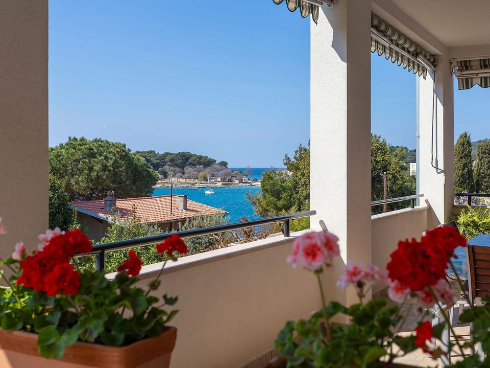 Appartement in Stoja mit Terrasse - Pula