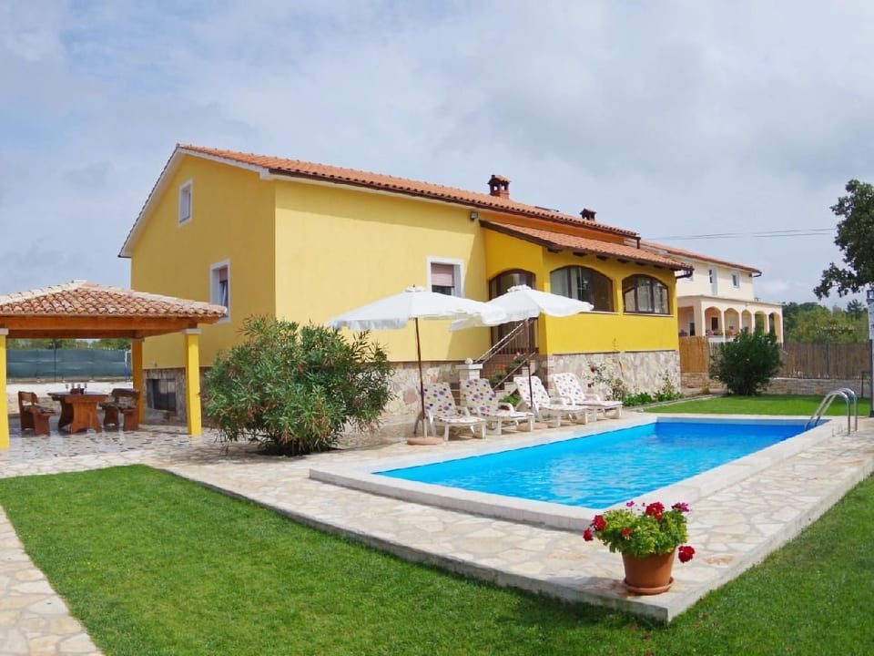 Villa Sandi im Dorf Juršići - Bokordići