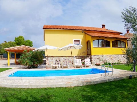 Villa Sandi im Dorf Juršići
