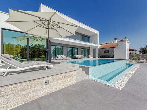 Villa Velika
