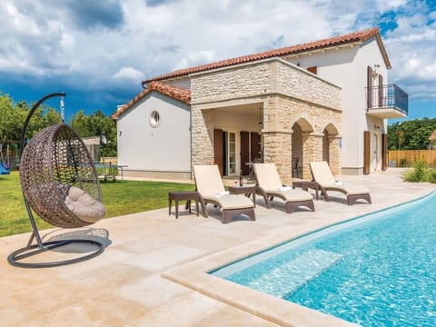 'Villa Oliva' mit privatem Pool