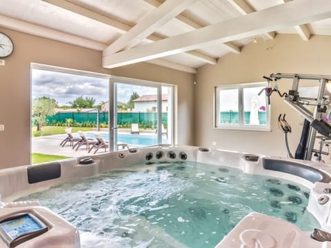 'Villa Oliva' mit privatem Pool