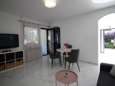 Sabina A4