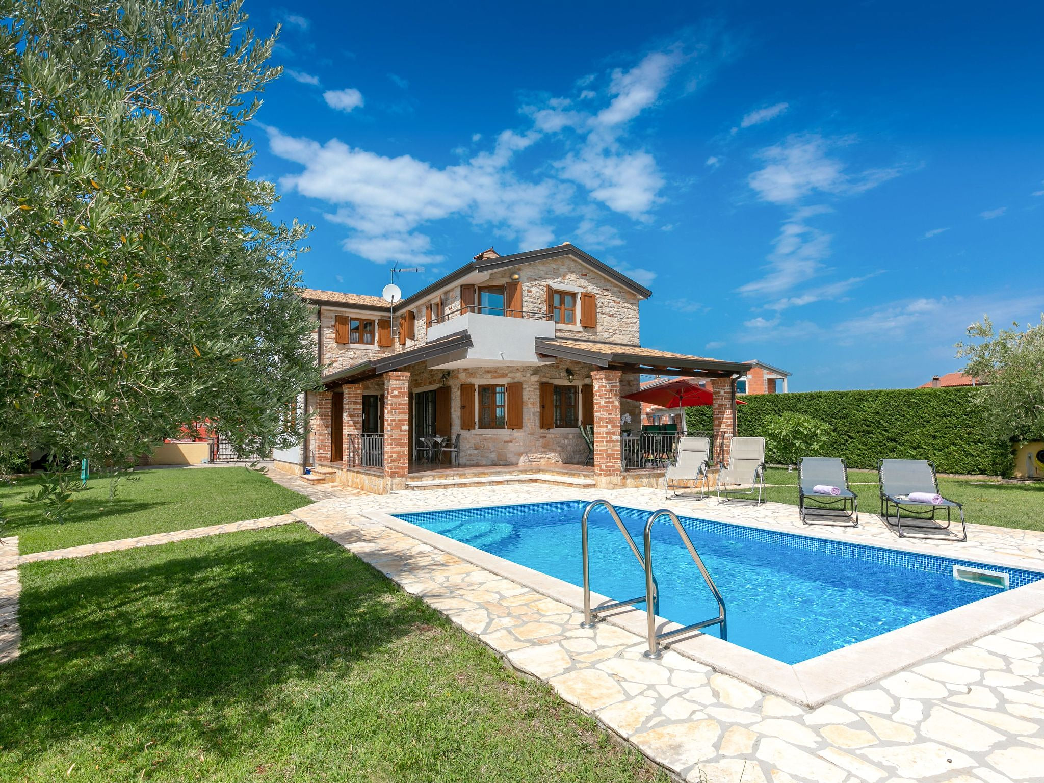 Villa Shirin