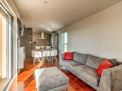 Wohnung "Lovrecica" mit Blick auf das Wasser