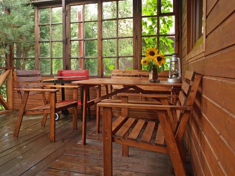 in Kopalino mit Garten, Terrasse und Grill