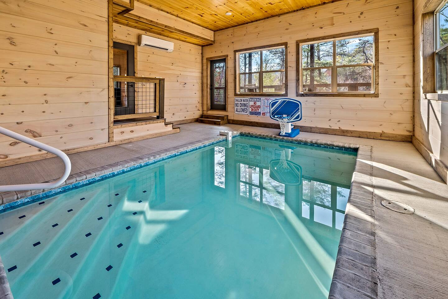 Heated Saltwater Pool