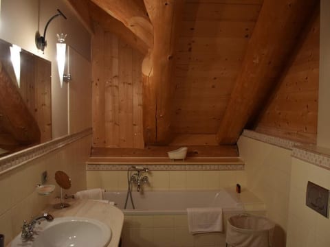Einzigartiges Designer Log House "Chalet Caprea"