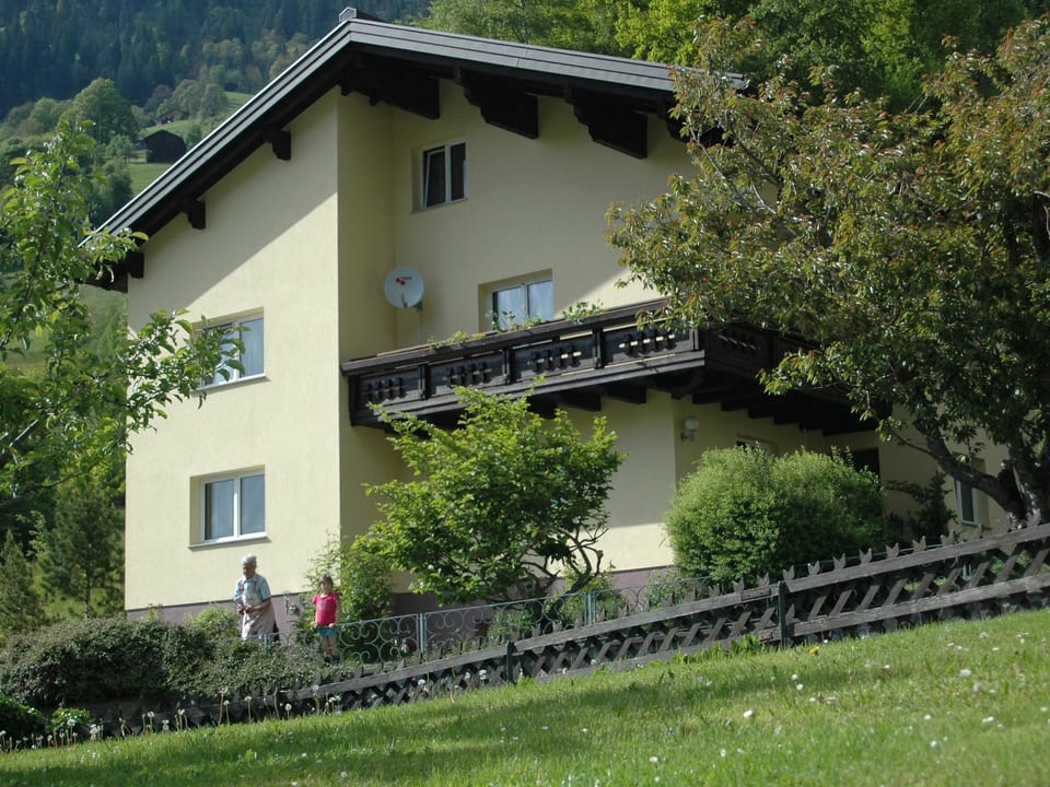 Große Wohnung in Silbertal mit Großem Garten - Schruns