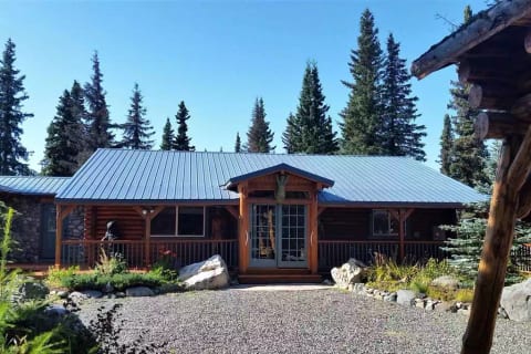 Perfect Alaska Getaway by Kenai River, Cook Inlet