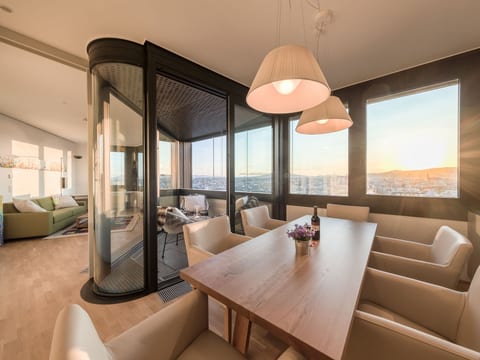 Skyflats Hills View
