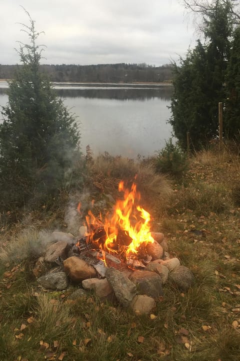 Haus mit toller Aussicht an einem schönen See
