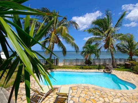 Villa am Meer Mauridul mit Pool