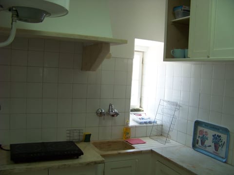 Schöne Wohnung in Azenhas Mar mit privatem Balkon