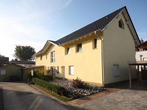 75 qm Wohnung Ostseebad Koserow mit Terrasse, Grill und Garten