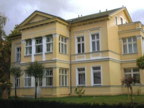 in Gründerzeitvilla in Strandnähe