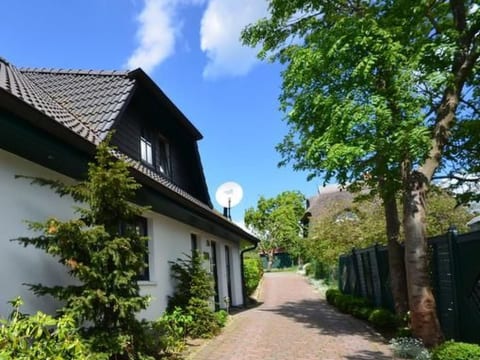 Haus Komoran