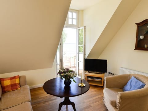 Wohnung im zweiten Obergeschoss des Gutshauses