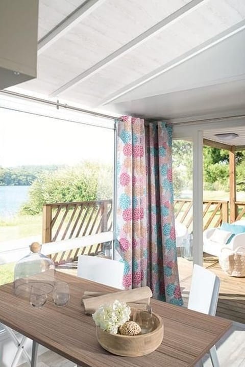 in Hohenlychen mit Grill, Loggia 1