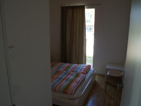 Strandnahes Ferienhaus mit Terrasse und Stellplatz