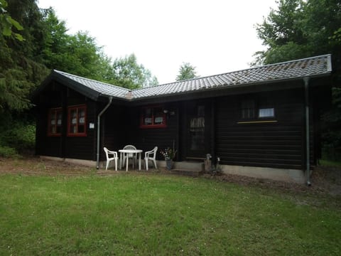 Wunderschönes Ferienhaus am Waldrand