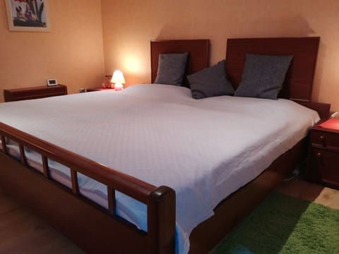 Wohnung in Altengroden mit Garten