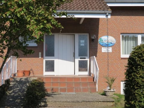 Wohnung in Kellenhusen mit Grill und Garten