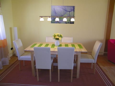 in Kappeln mit Großem Balkon