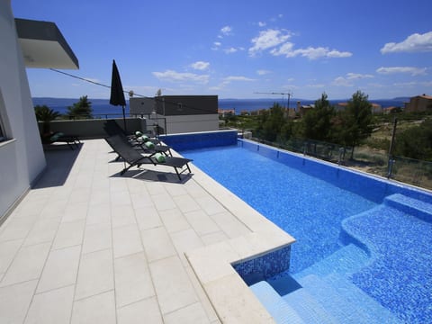 Villa Domus mit privatem beheiztem Infinity-Pool